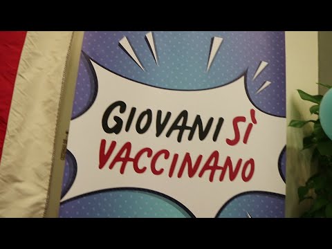 Vaccini, la Regione Toscana tra i giovani con il tour “GiovaniSìVaccinano”